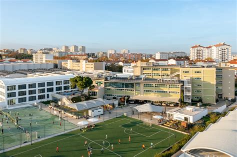 Global Love Stories: International Dating Portugal